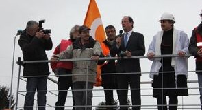 A Florange, François Hollande promet une proposition de loi sur l’industrie