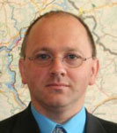 Jacques Kœnig, membre fondateur de Sarre-Moselle Avenir et secrétaire général de la ville de Forbach<p>« Sarre et Moselle : les coopérations bilatérales ne suffisent plus »</p>