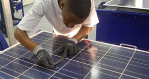 Total prévoit usine de panneaux photovoltaïques à Porcelette