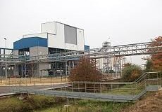 Une usine de trituration pousse en bout de champs