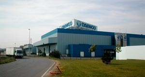 Après  la déroute de Daewoo, reconversion des sites, mais pas des salariés