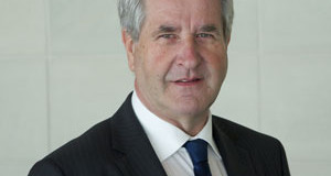 Philippe Richert, président du conseil régional du Grand Est<p>« <em> Il ne faut pas idéaliser la coopération transfrontalière</em> »</p>