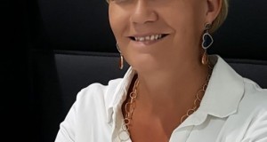 Krista Finstad-Milion, docteur ès Sciences de Gestion, professeure de gestion des Ressources humaines et comportement organisationnel à l’ICN de Nancy<p>« <em>Nous avons besoin de plus de leaders féminins dans toutes les entreprises</em> »</p>